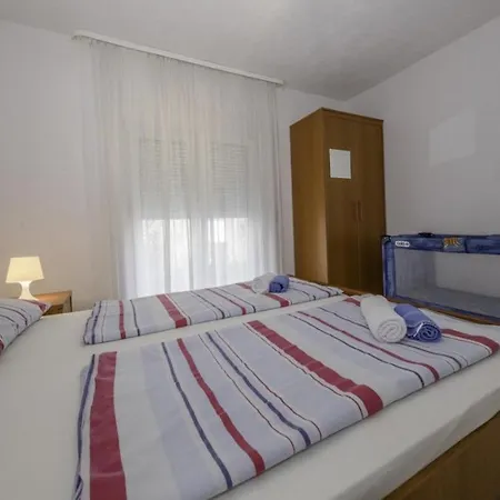 In With Terrace, Air Conditioning, Wifi, Dishwasher Daire