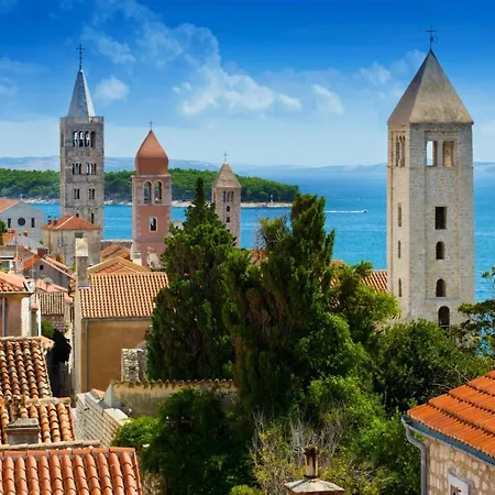 In With Terrace, Air Conditioning, Wifi, Dishwasher Daire